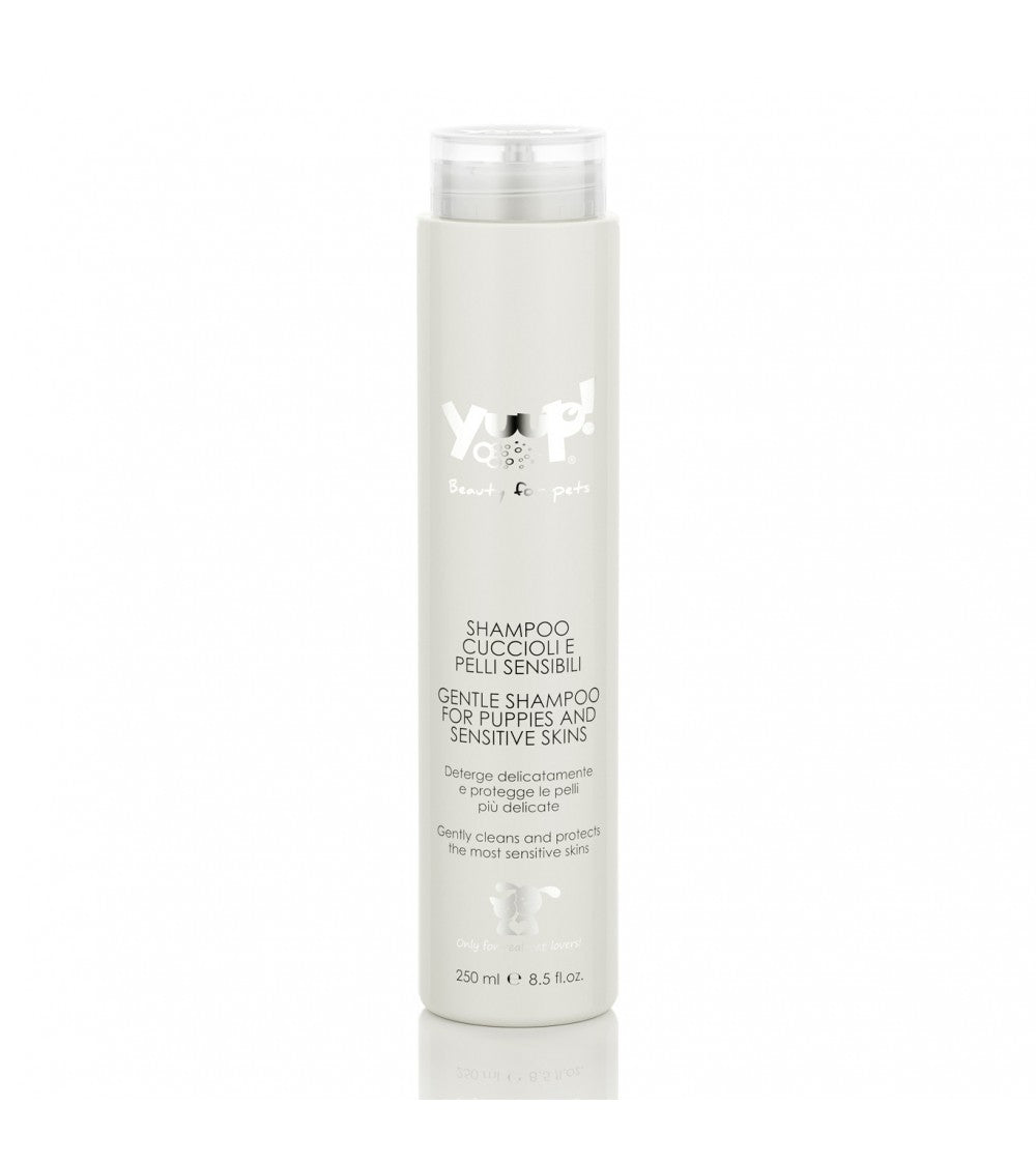 Yuup Shampoo per Cani Cuccioli e Pelli Sensibili 250ml Yuup Shampoo per Cani Cuccioli e Pelli Sensibili 250ml